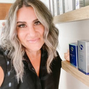 5 Things To Do in Your 40s To Age Gracefully | AIYANA Aesthetics